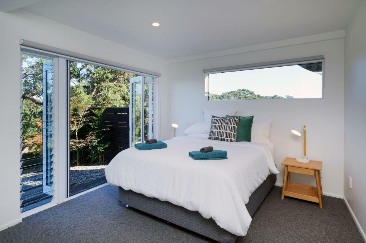 Waiheke Island Vineyard Holiday Houses Surfdale 외부 사진